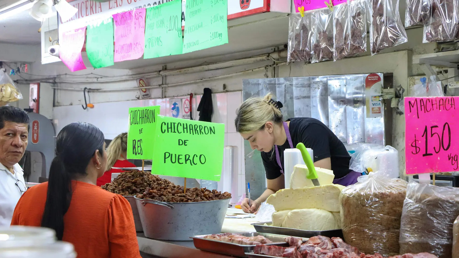 Tematica mujeres trabajando